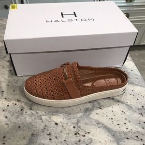 Halston new never worn size 7.5 women’s shoes